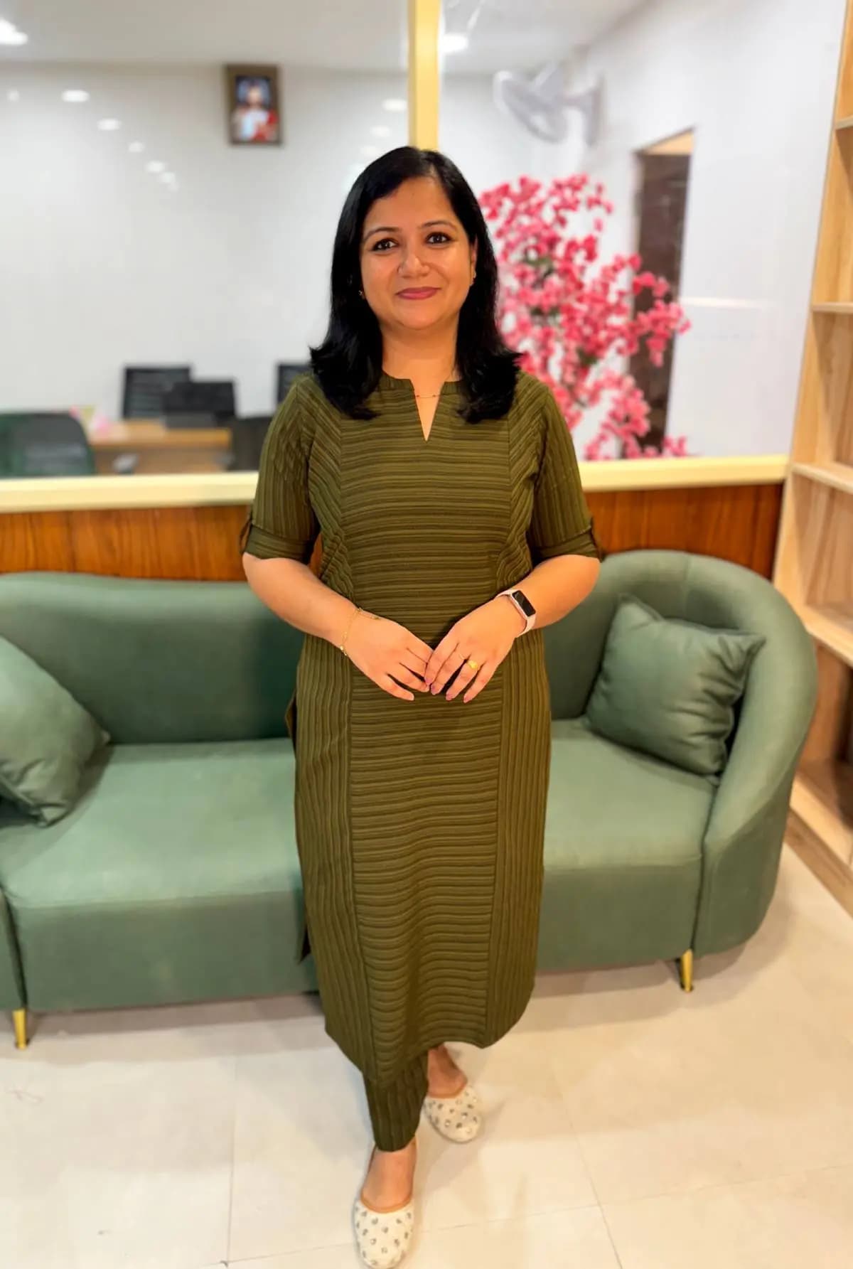 Florista Co-ord Set In Imported Fabric - Mehandi Green
