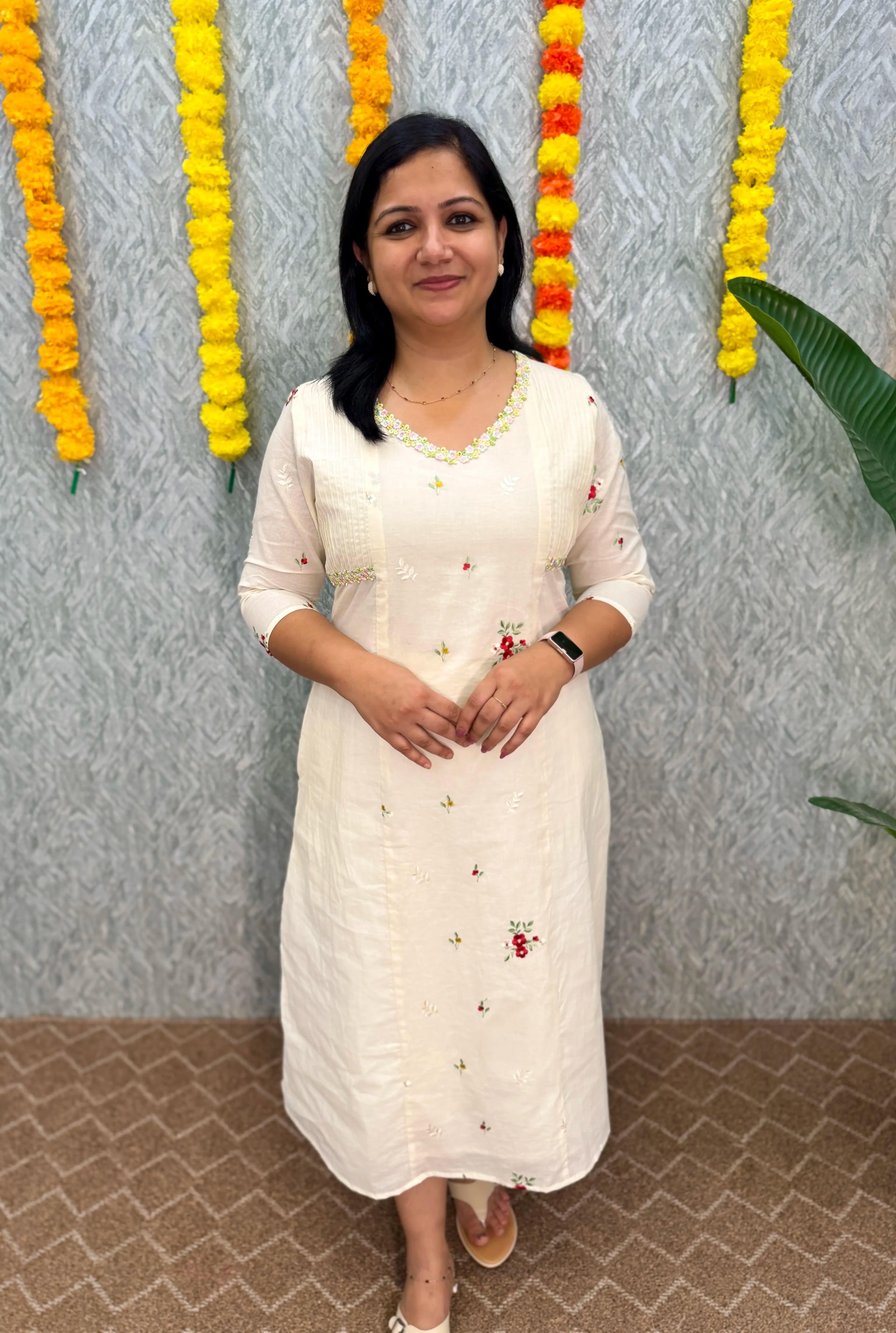 Florista Onam Special A line Kurti in Cotton - Off-white