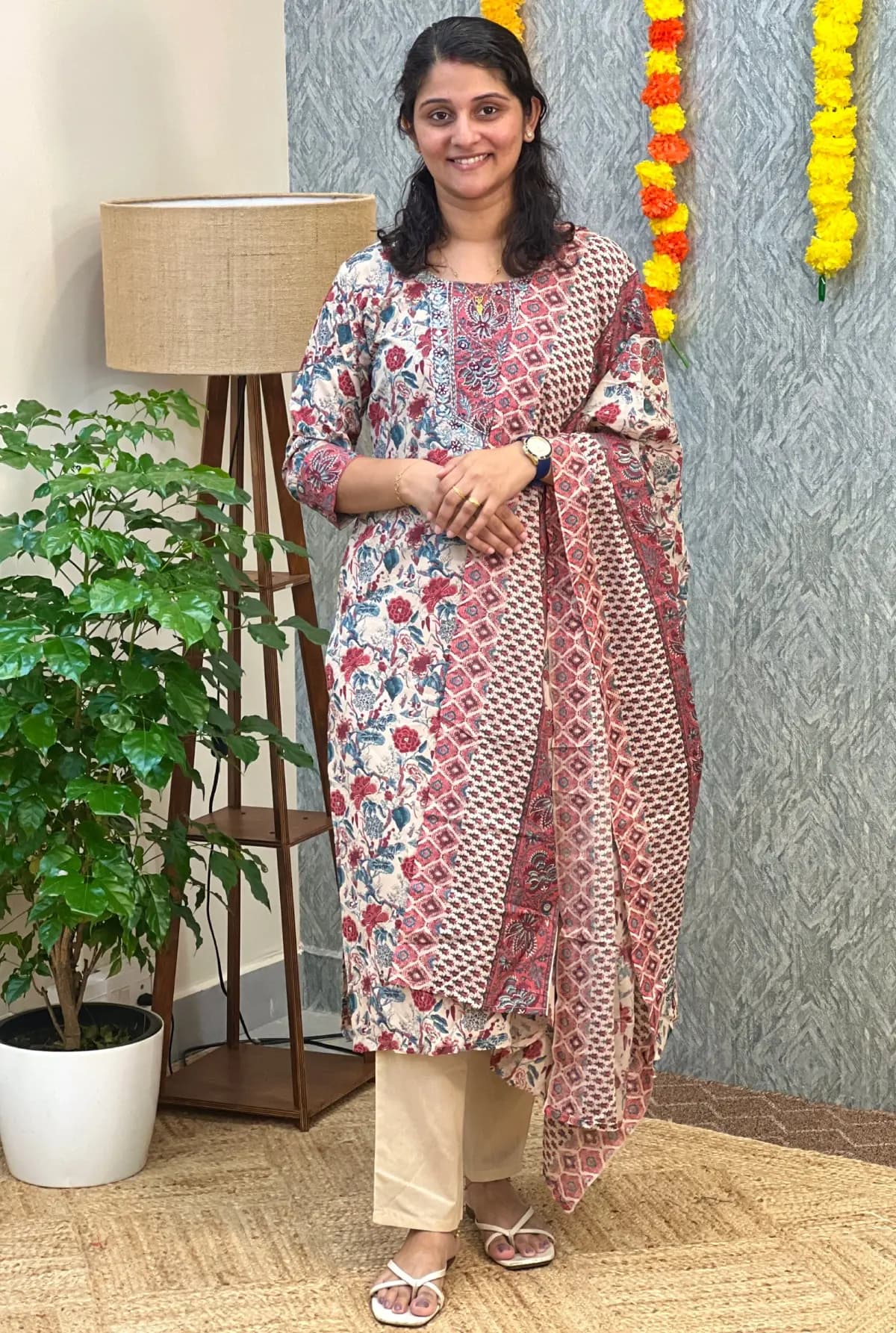 Product Name - Image 1