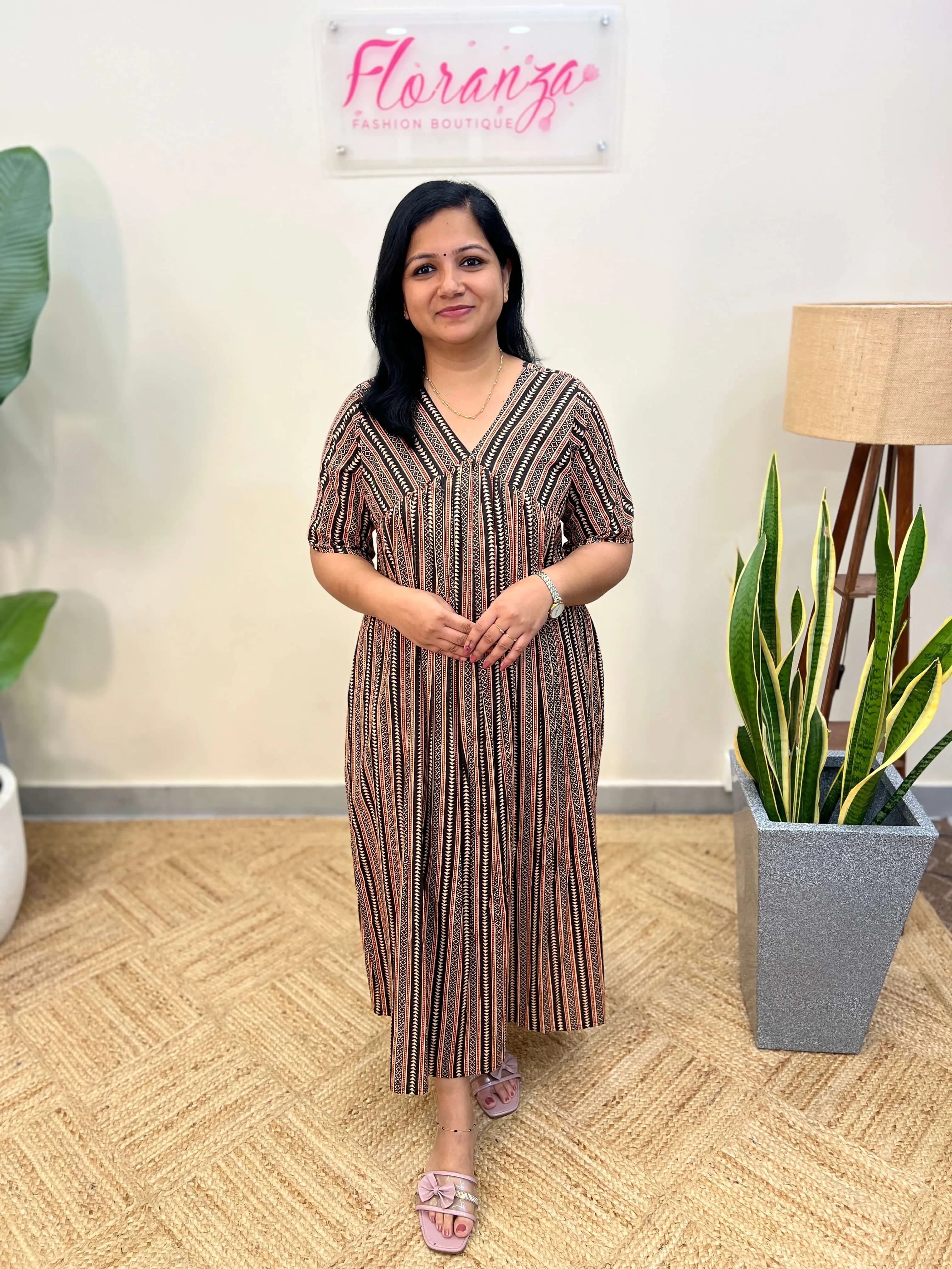 Florista Alia Cut Kurti In  Cotton - G