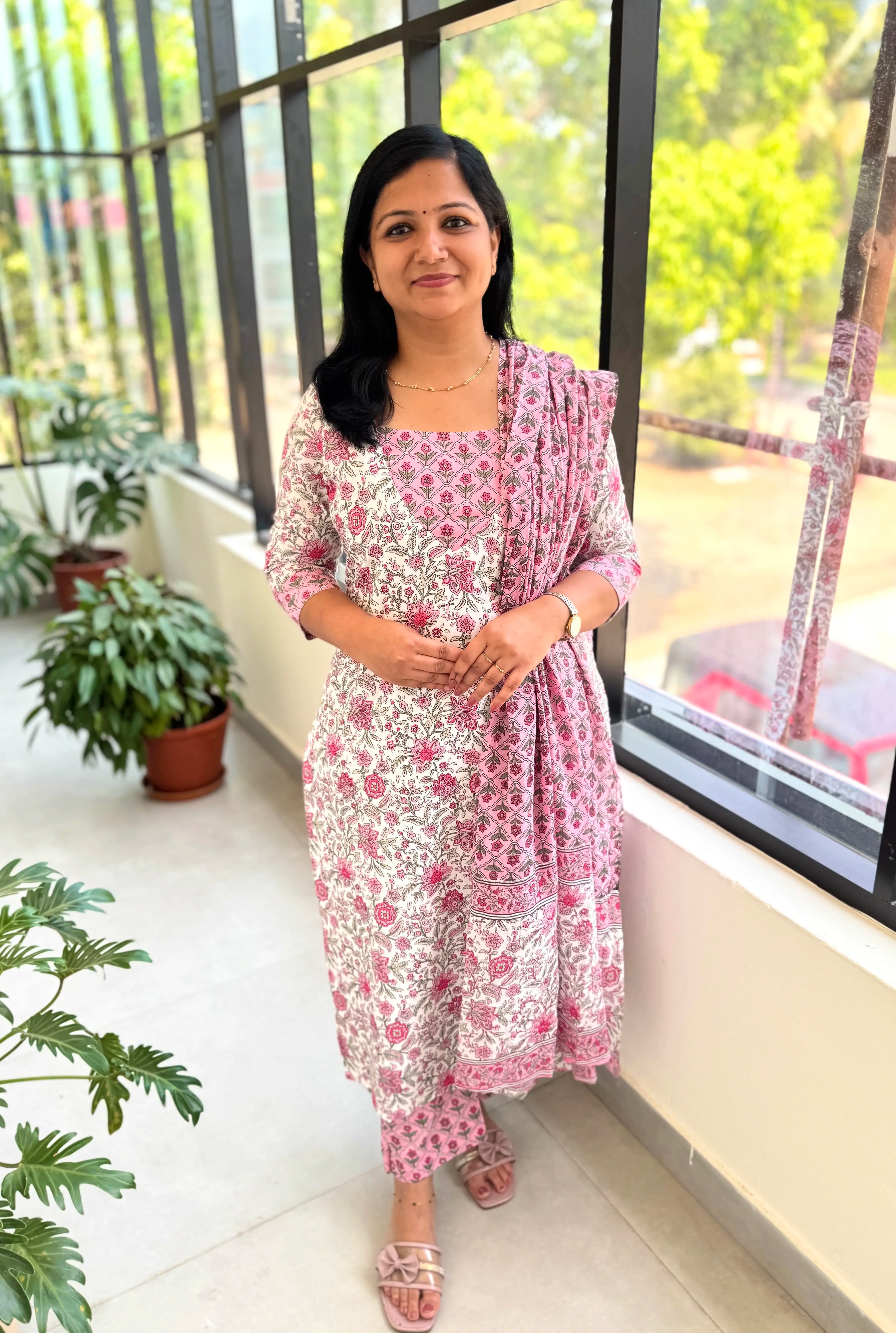 Florista 3 Piece Set In Jaipur Printed Cotton - White n Pink