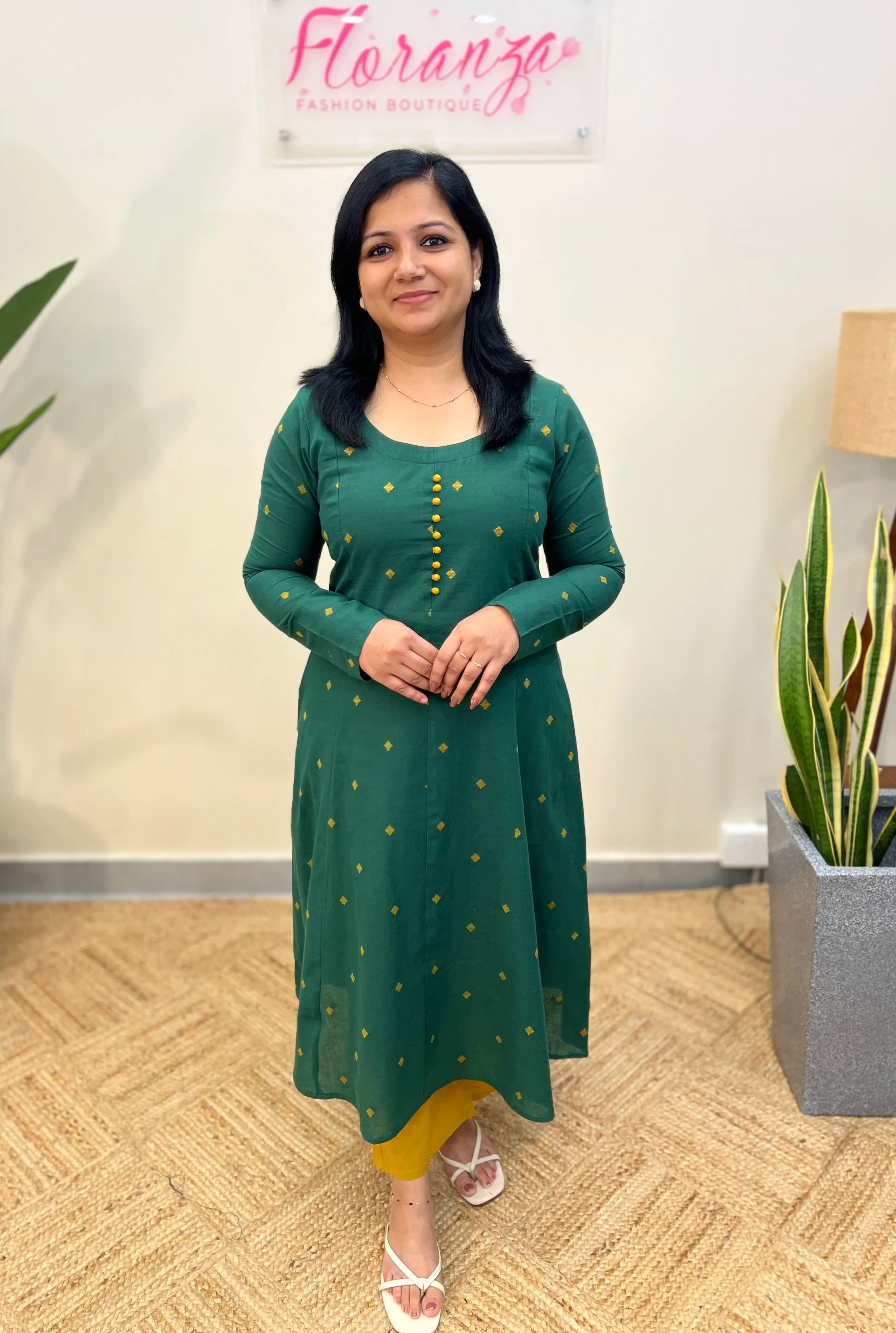 Co-ord Set in Weaved Cotton - Bottle Green