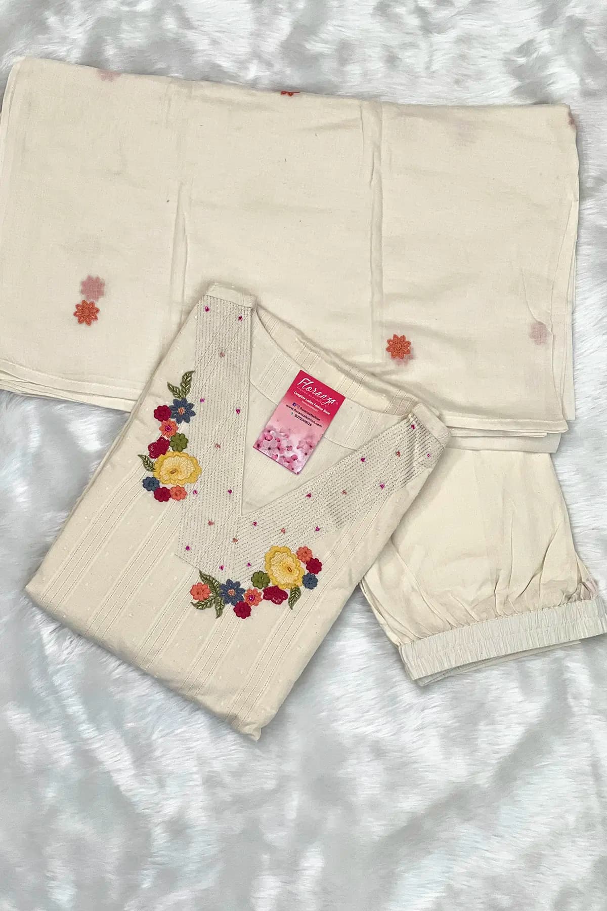 3 Piece Set in Dobby Cotton  -  Cream