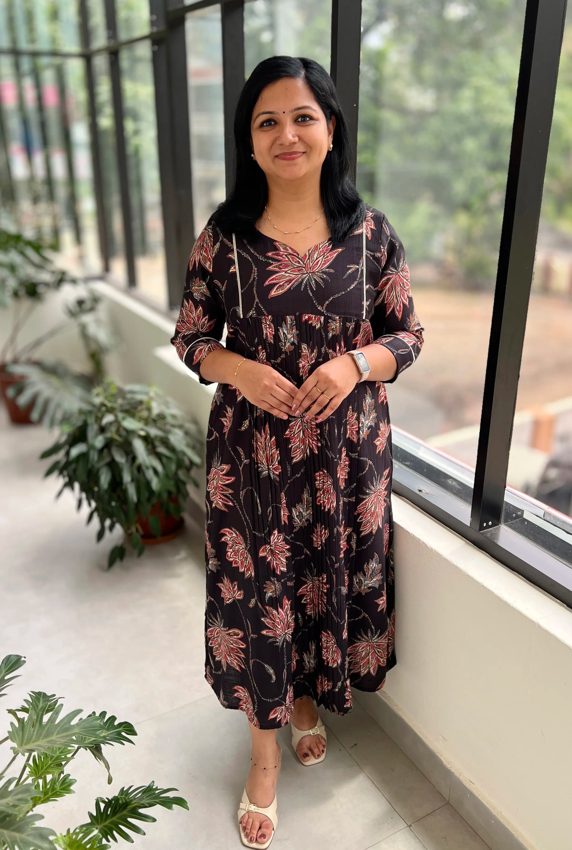 Florista Kurti in  Vatican Silk - Black
