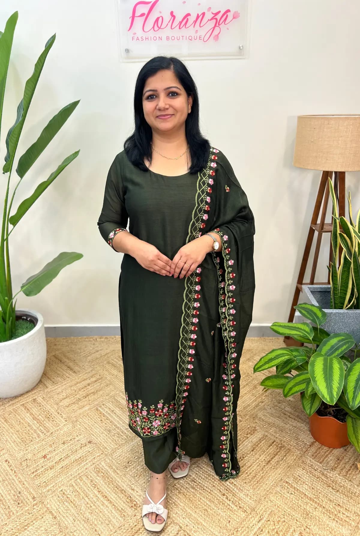 Florista 3 Piece Set In Vichithra Silk - Dark Mehandi Green