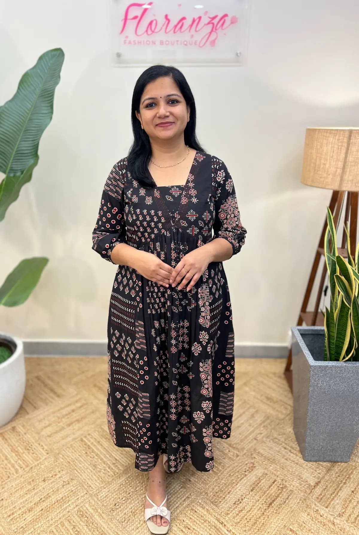 Florista Kurti In Cotton - Black