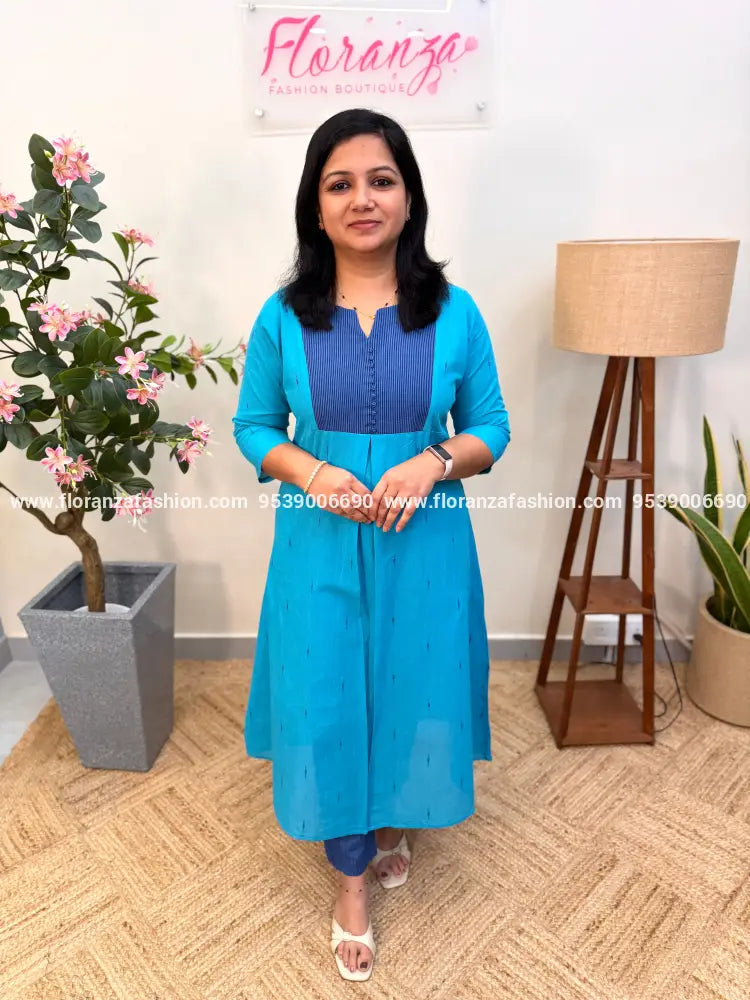 2 Piece Set in Weaved Cotton -Blue (3992C) - Blue / M