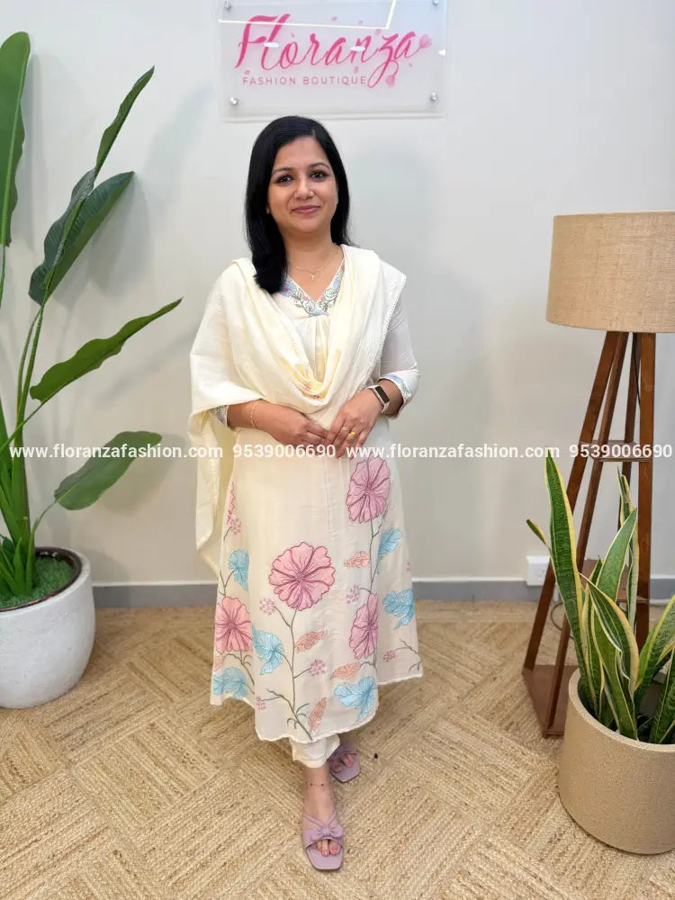 3 Piece Set in Mul Cotton - Cream (4096B) - Cream / M
