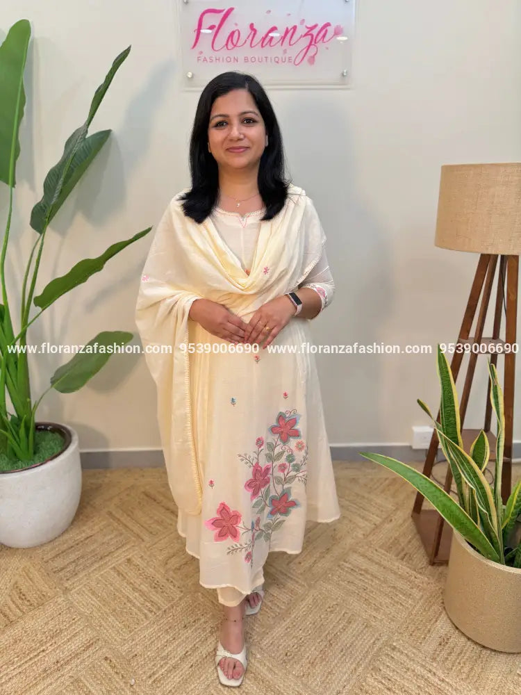 3 Piece Set in Mul Cotton - Cream (4106B) - Cream / M