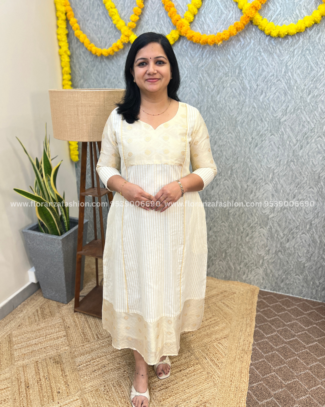 Florista Onam Special Kurti in Kerala Cotton n Tissue - Off-White (3897)