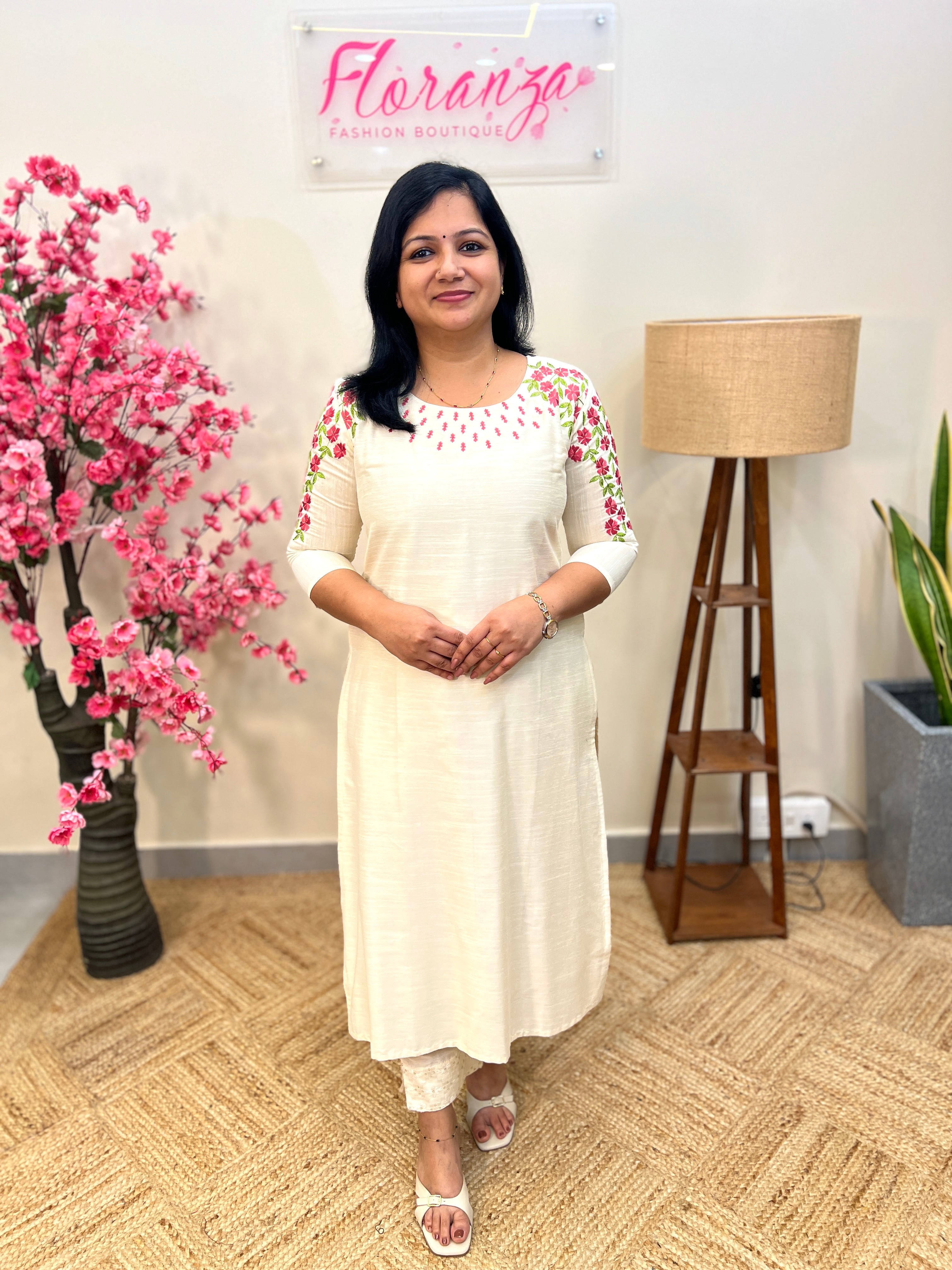 Pre-Book: Florique Kurti In Slub Silk-Off-White(3868)