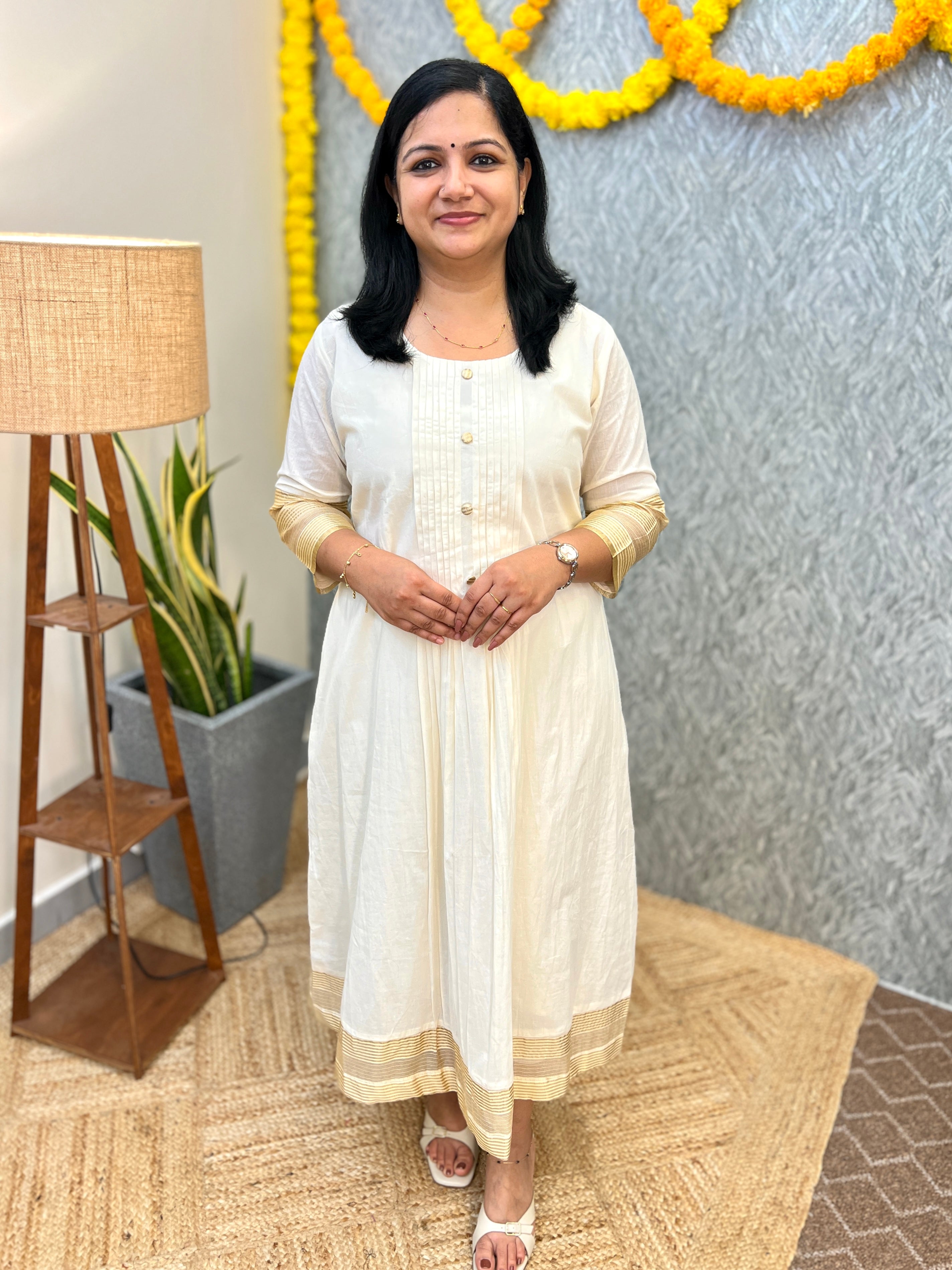 Florista Onam Special Kurti in Kora Cotton-Off-White(3889)