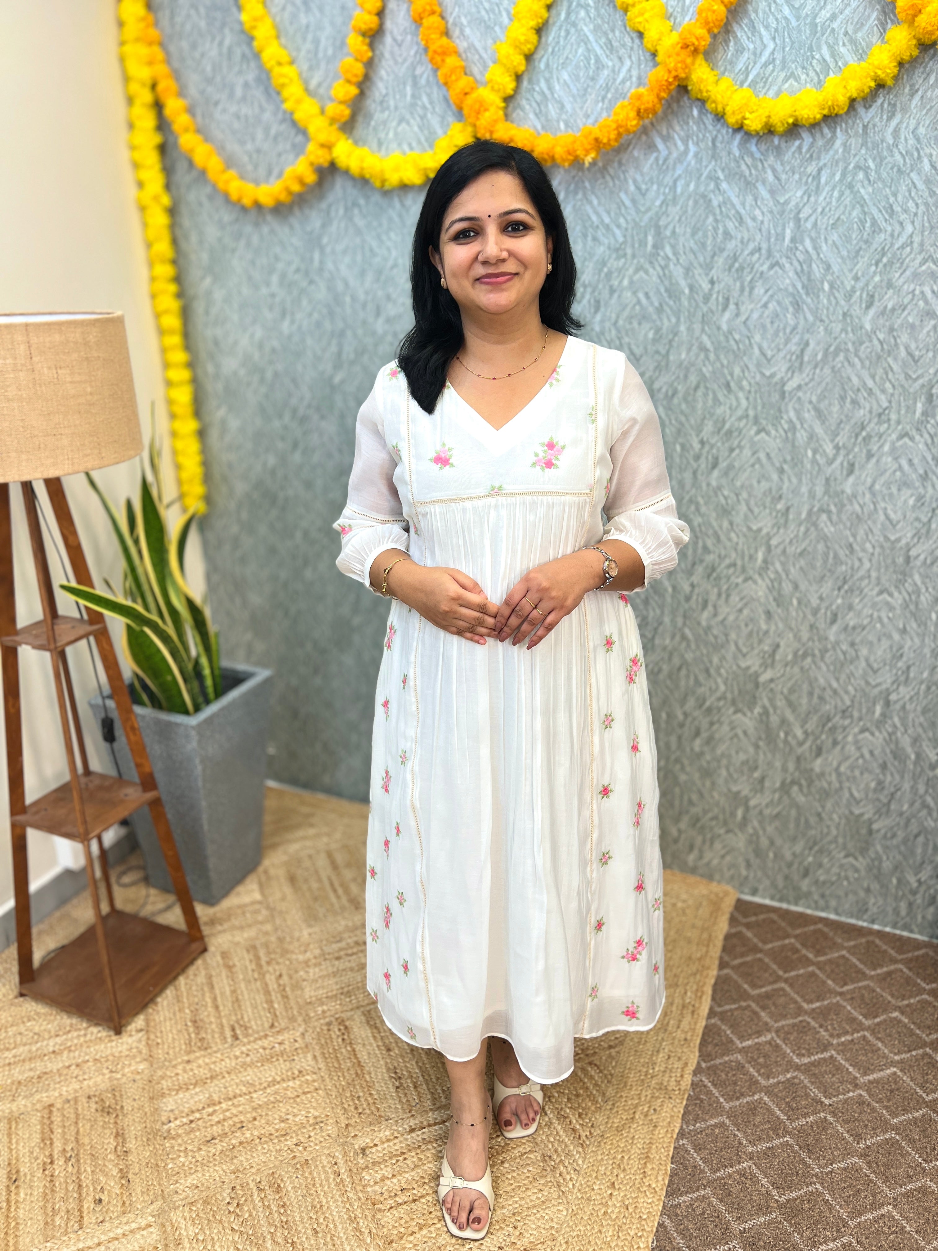 Florista Onam Special Kurti In Mul- Chanderi- Milky White(3909)