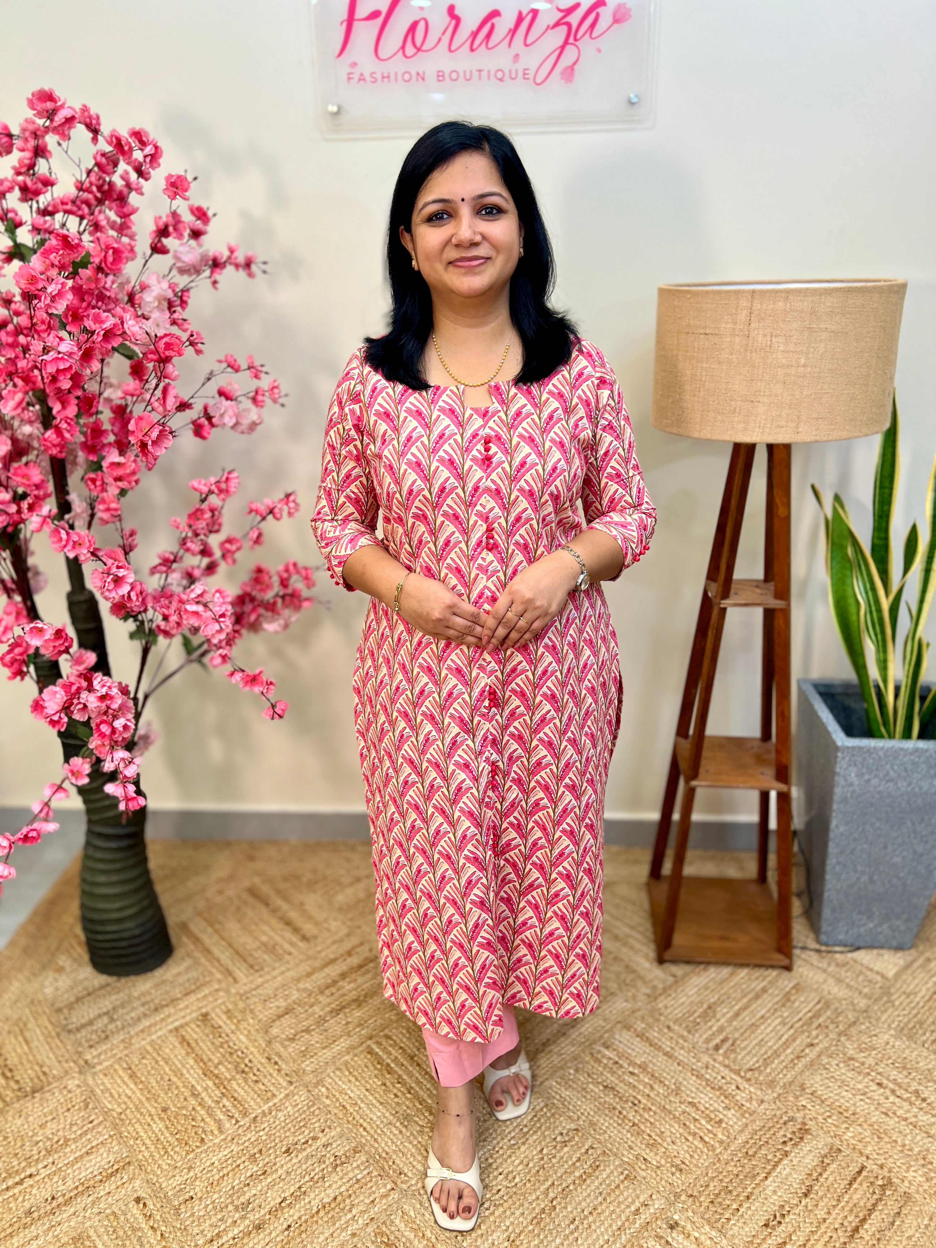 Florista Budget Friendly Kurti In Cotton- Pinkish Peach (3894)