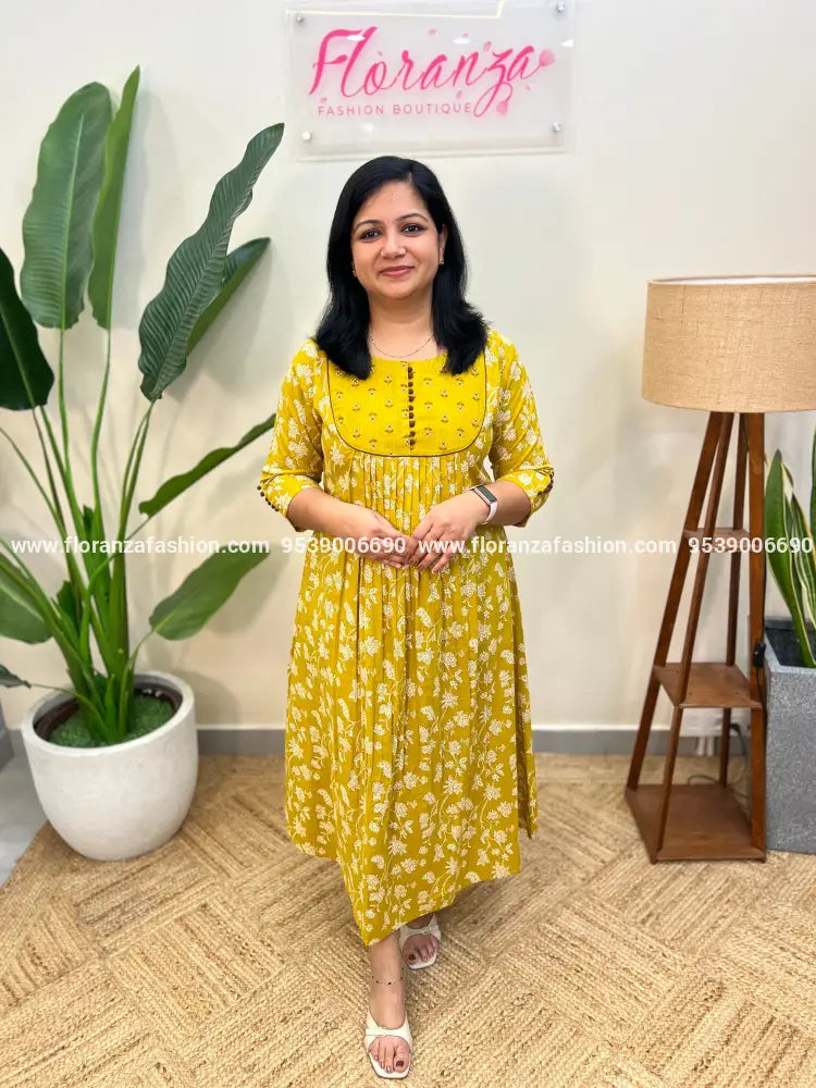 Aline Kurti In Cotton - Mustard Yellow (3957D) - Mustard Yellow / M
