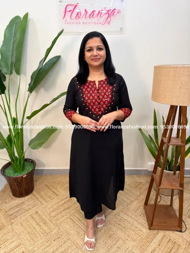 Anvita Brand Kurti in Cotton - Black (3911A) - Black / M