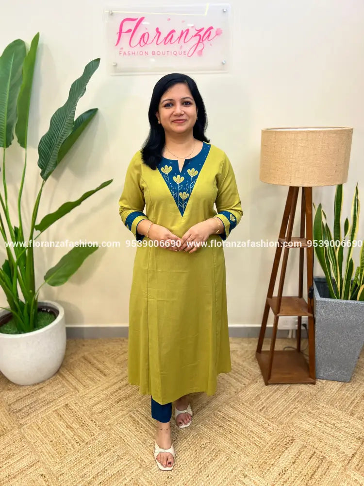 Anvita Brand Kurti in Pure Cotton - Green (3962) - Green / M