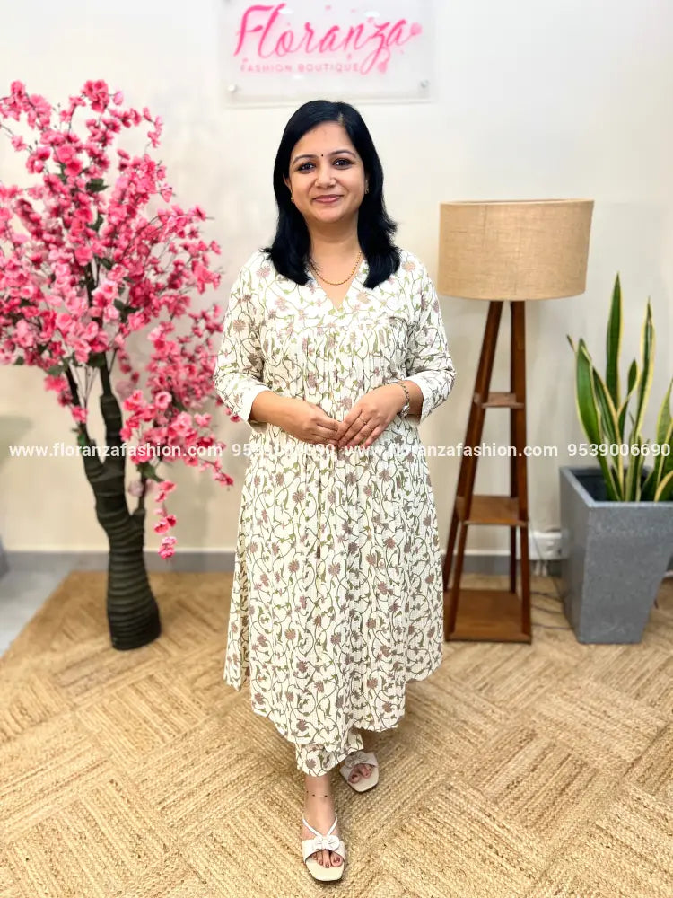 Co-ord Set In Jaipur Cotton with Sanganeri Print-Off-White n Lilac(3928) - Off White n Lilac / M