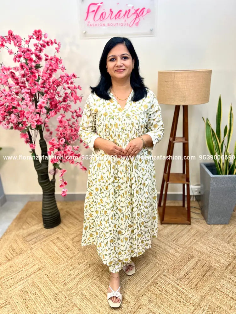 Co-ord Set In Jaipur Cotton with Sanganeri Print-Off-White n Yellow(3928) - Off White n Yellow / M