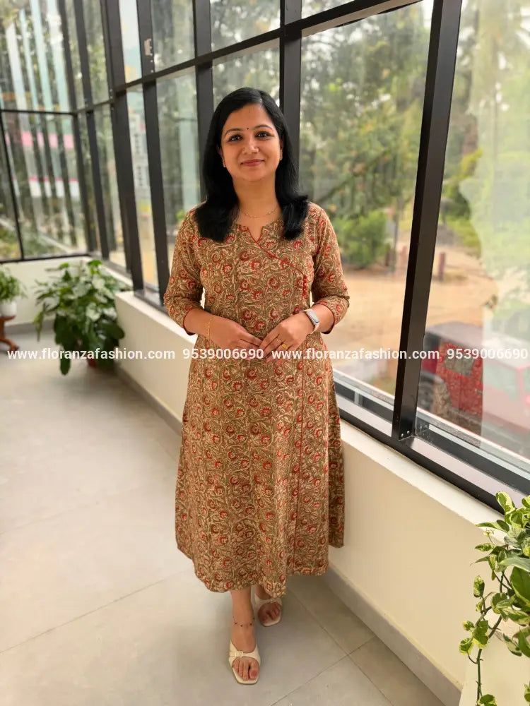 Florista Aline Kurti in Pure Cotton Kalamkari - Green (4114C) - Green / M