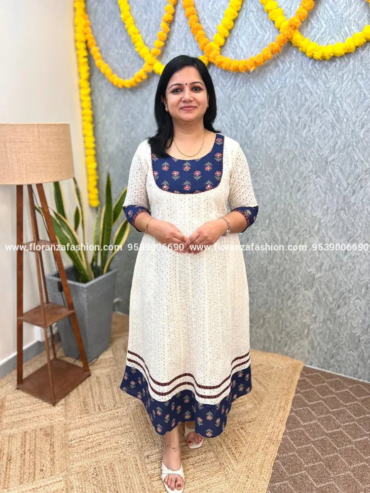 Florista Onam Special Kurti in Hakoba - Off-White (3896) - OFF-WHITE / XS