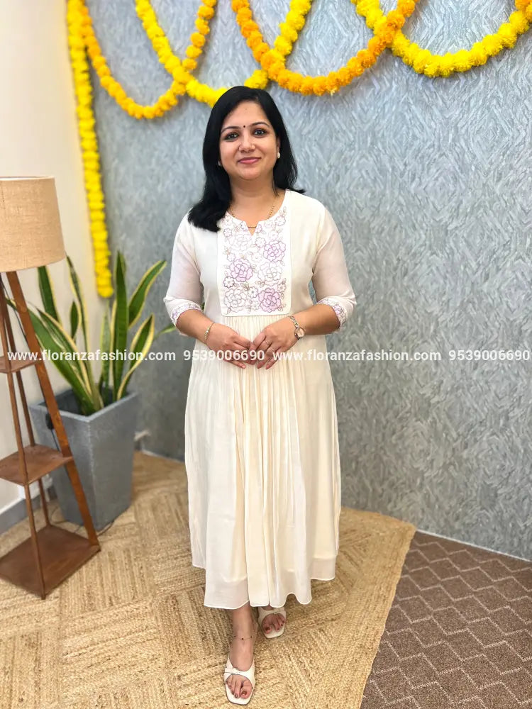 Florista Onam Special Kurti in Mul-Chanderi -Off-white with Lavender (3912) - Off-White / S