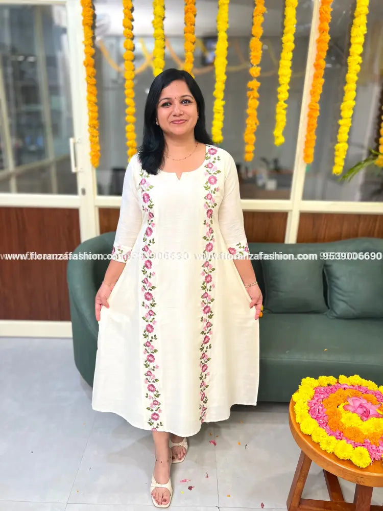 Florista Onam Special Kurti in Slub Silk With Embroidery - (3813A) - OFF-WHITE / XS