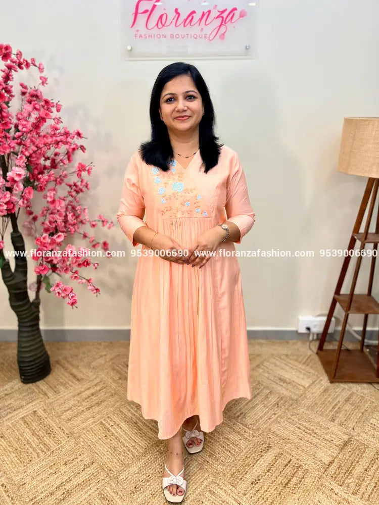 Kurti In Roman Silk - 3781 - S / PEACH
