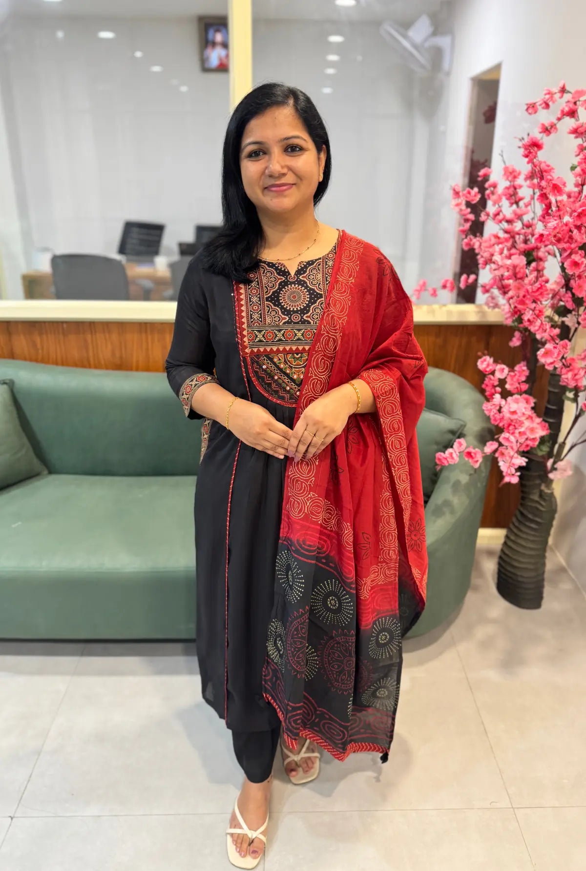 Premium 3 Piece Set In Glass Chanderi - Black n Reddish Maroon (3380)