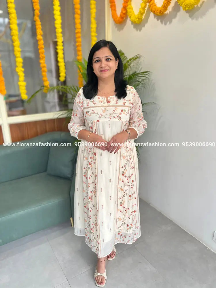 Onam Special Florista Kurti In Mul-Chanderi with embroidery - (3835A) - Off-White / XS