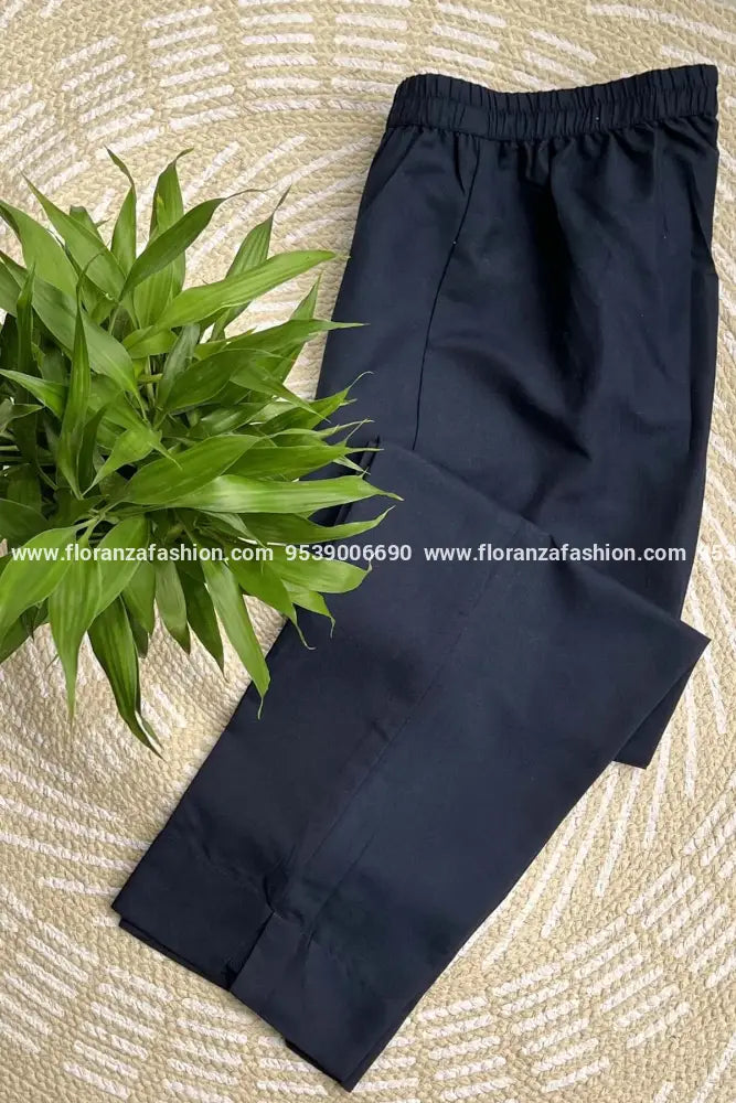 Our Own Brand Premium Bottom in Thar Laffer Cotton - 2744 - navy blue / S