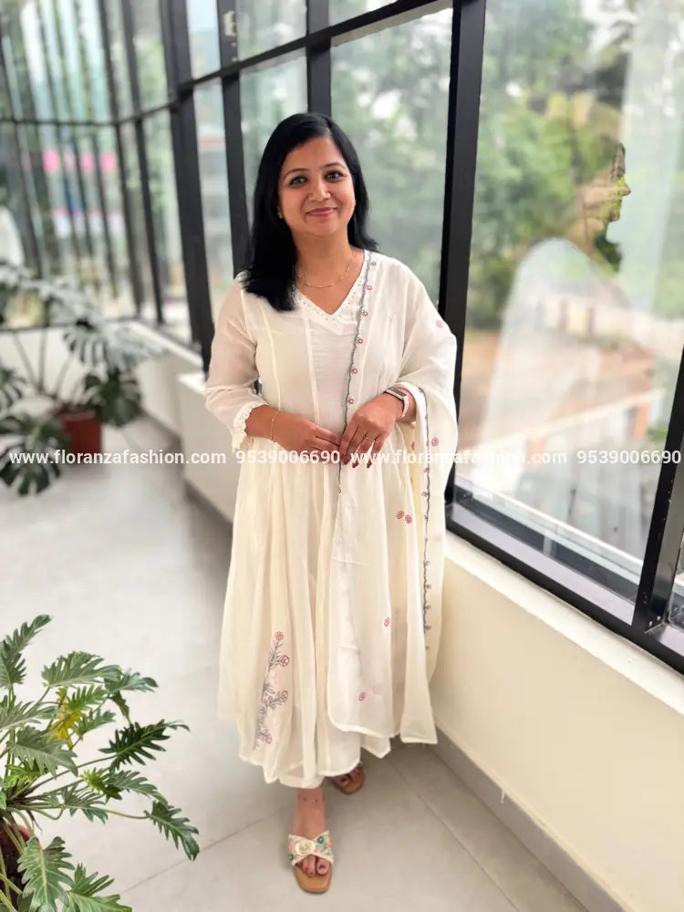 Premium Mul-Chanderi Anarkali 3 Piece Set - 3736 - M / OFF-WHITE