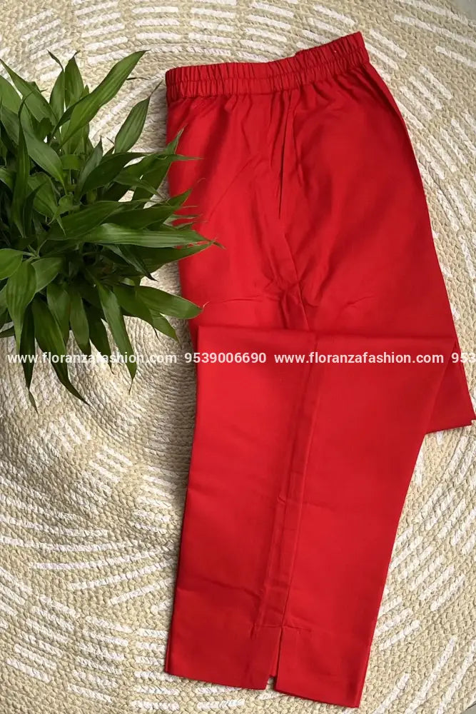 Red Thar Laffer Cotton - 2744 - RED / S