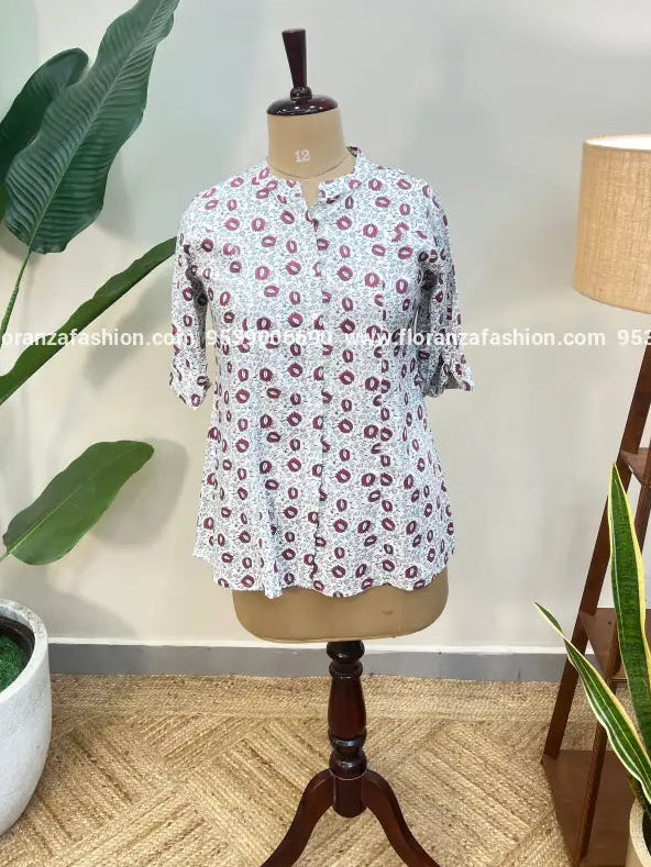 Short Kuurti in Cotton - white n rose (1004B) - White n rose / M